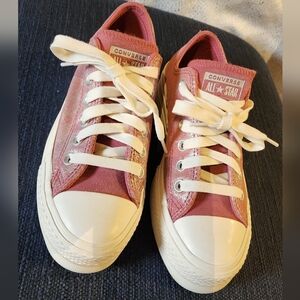 New Without Tags Converse spakle Pink Canvas Sneakers with White Accents
